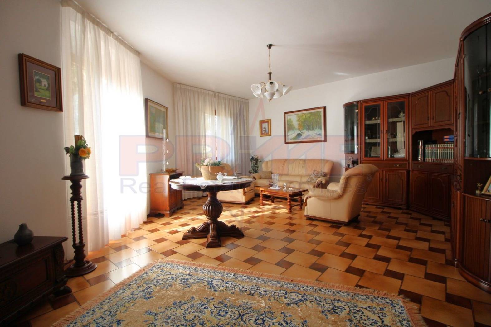 Salone Salone