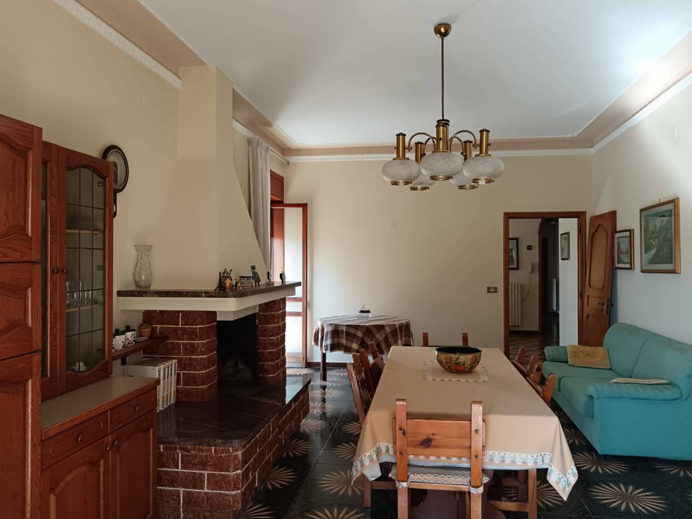 Salone