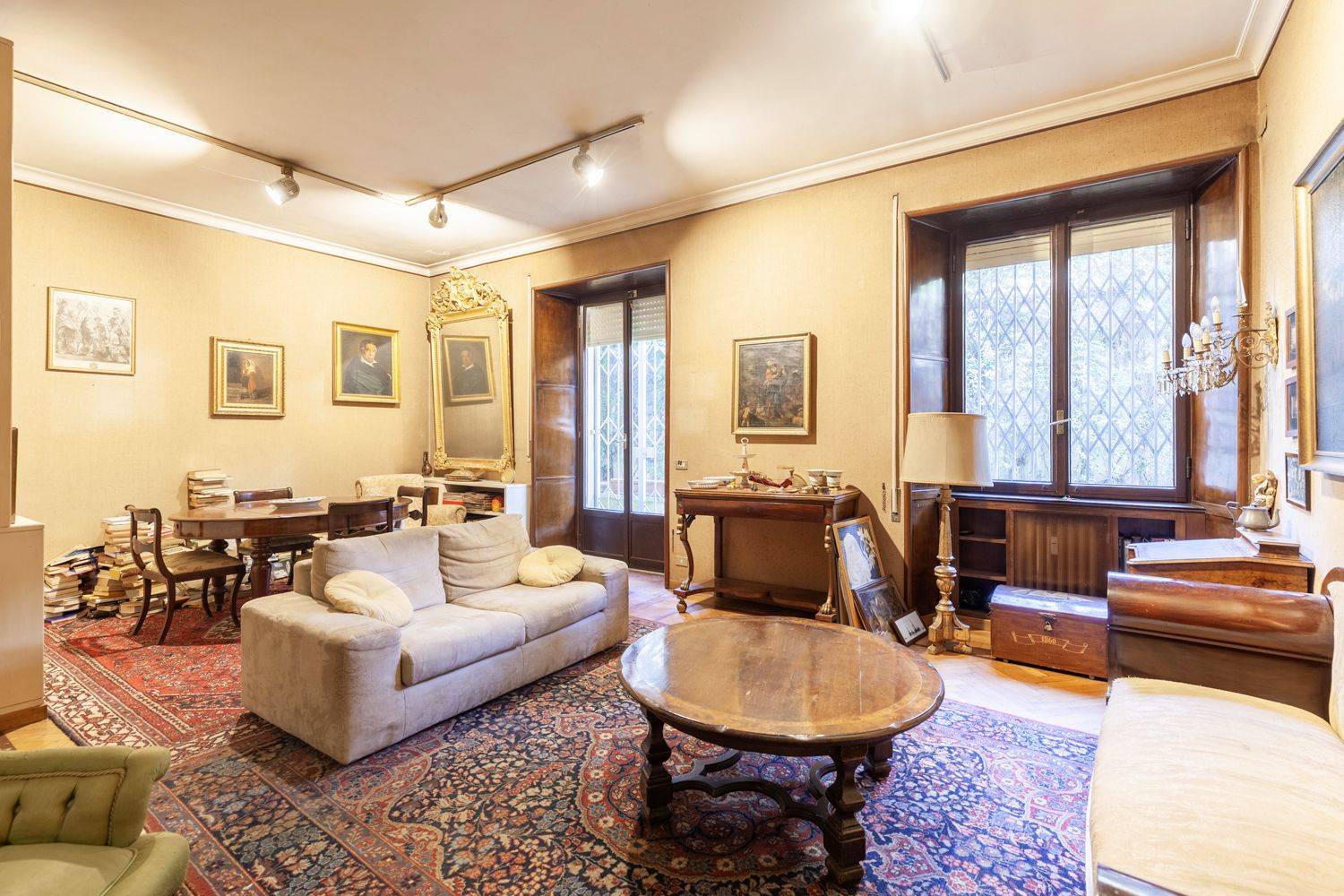 Salone