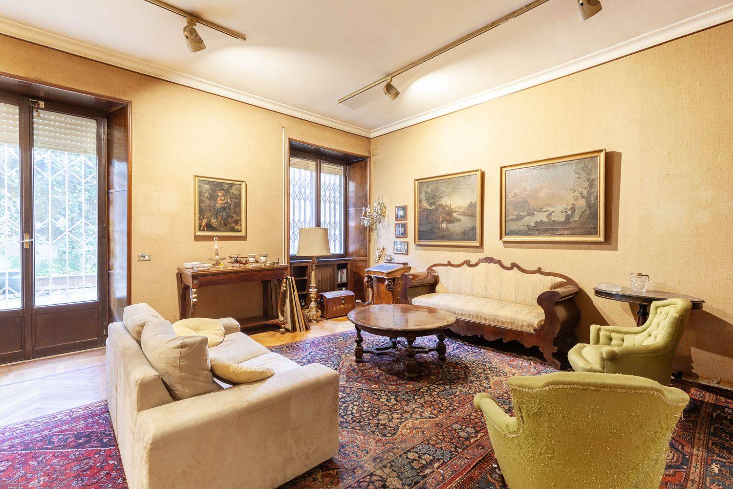 Salone