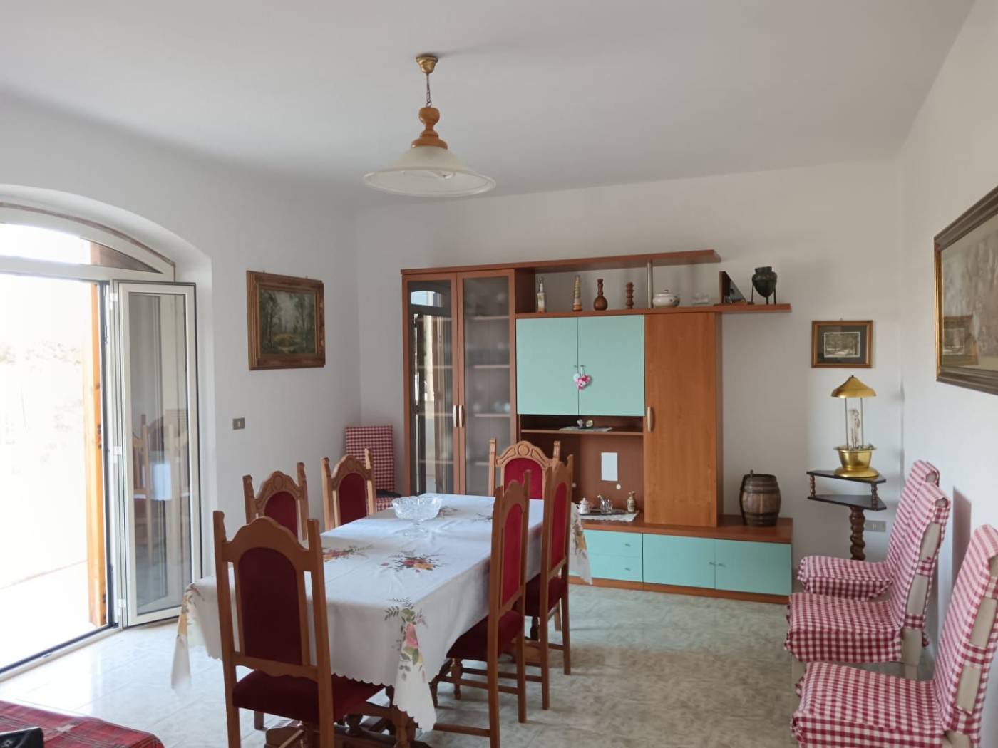Salone