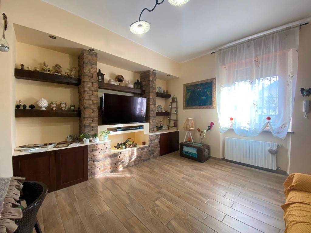 Salone