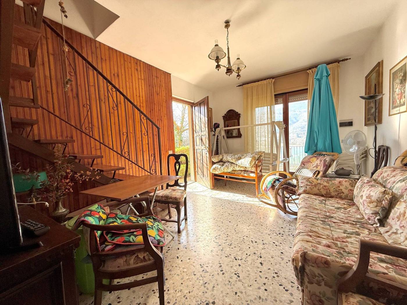 Salone