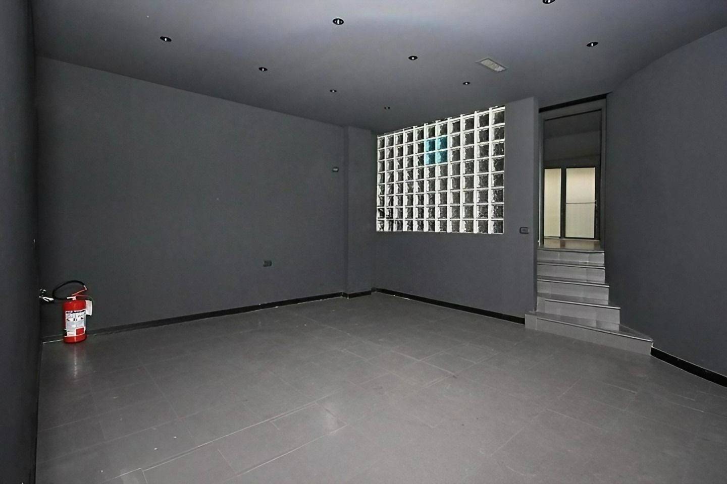 Interno non residenziale Interno non residenziale