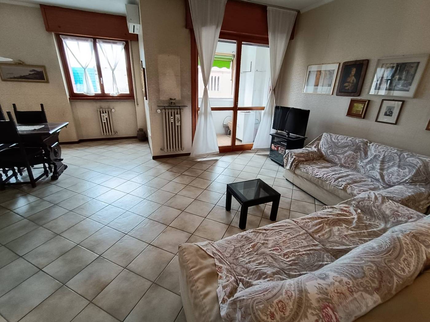 Salone