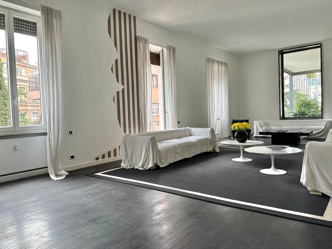 Salone