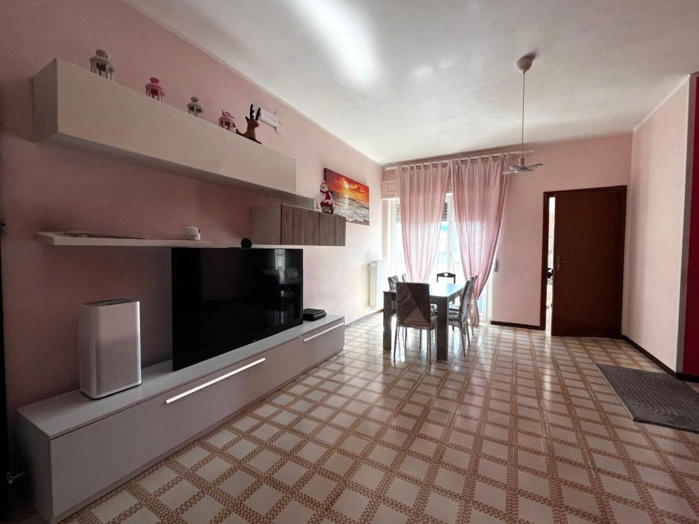 Salone