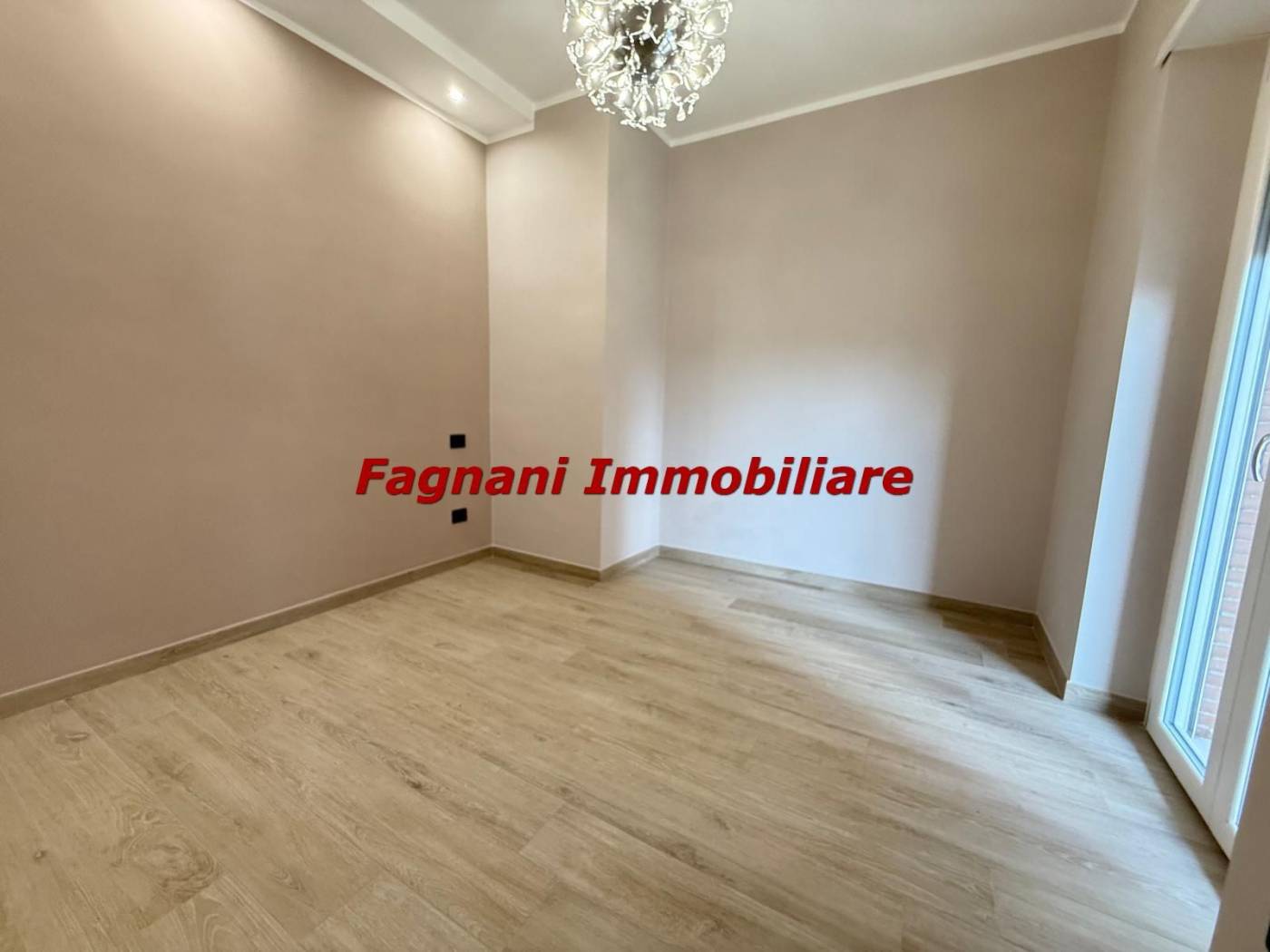 Stanza non arredata