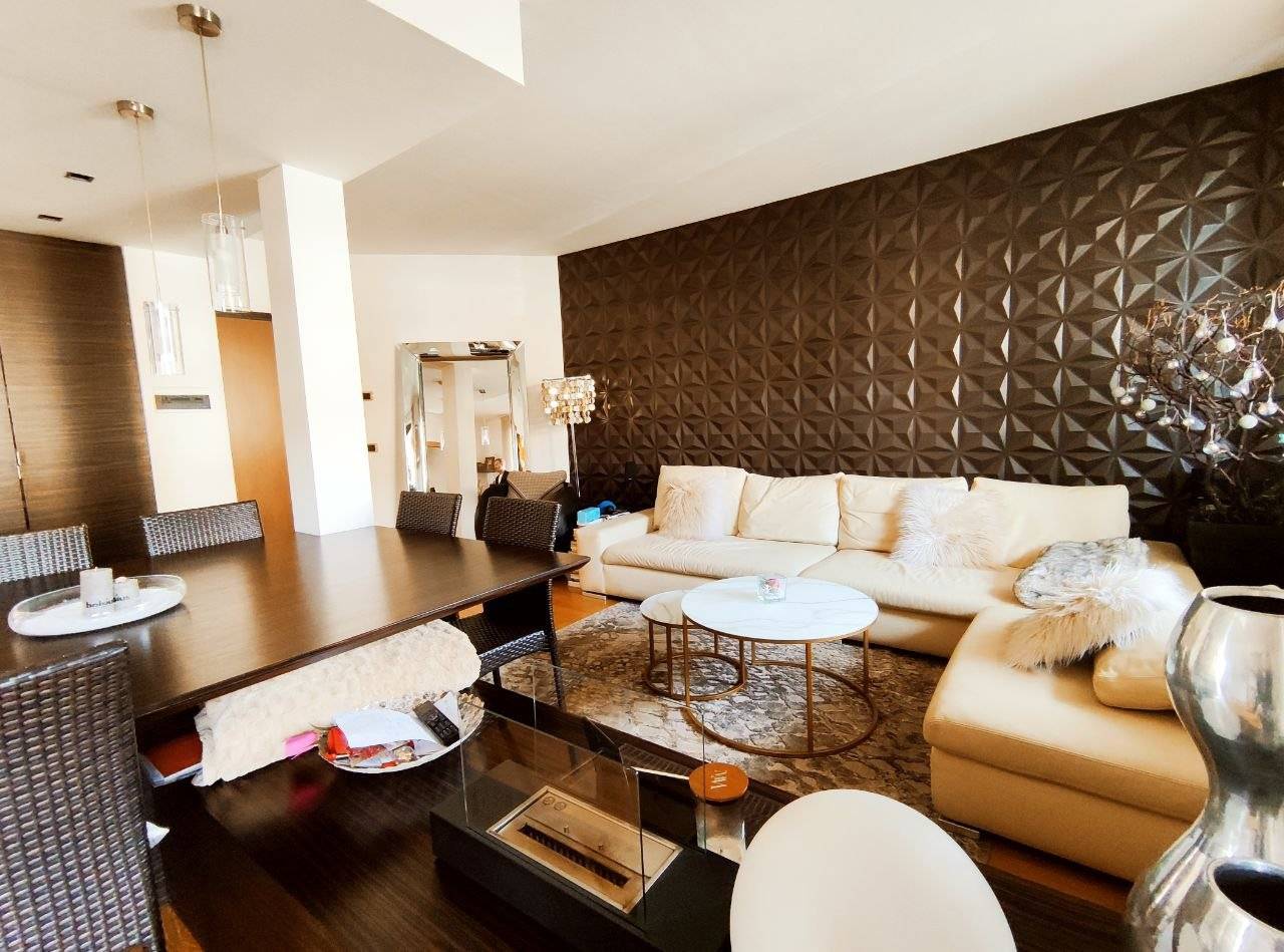 Salone Salone