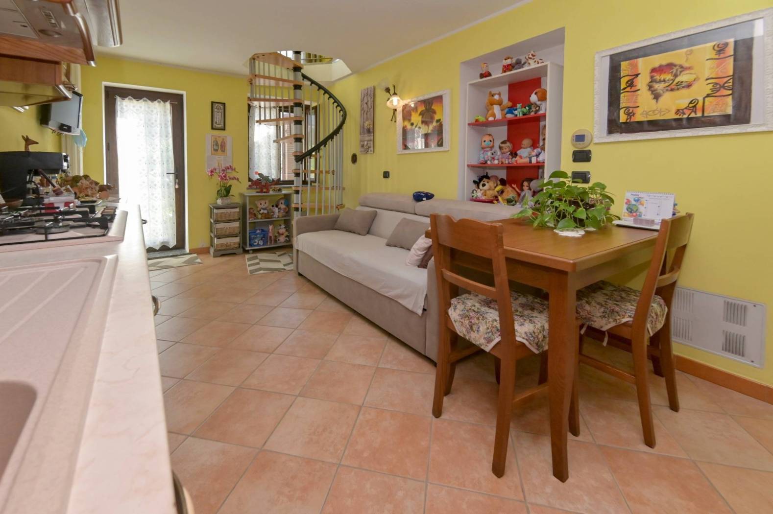 Salone Salone
