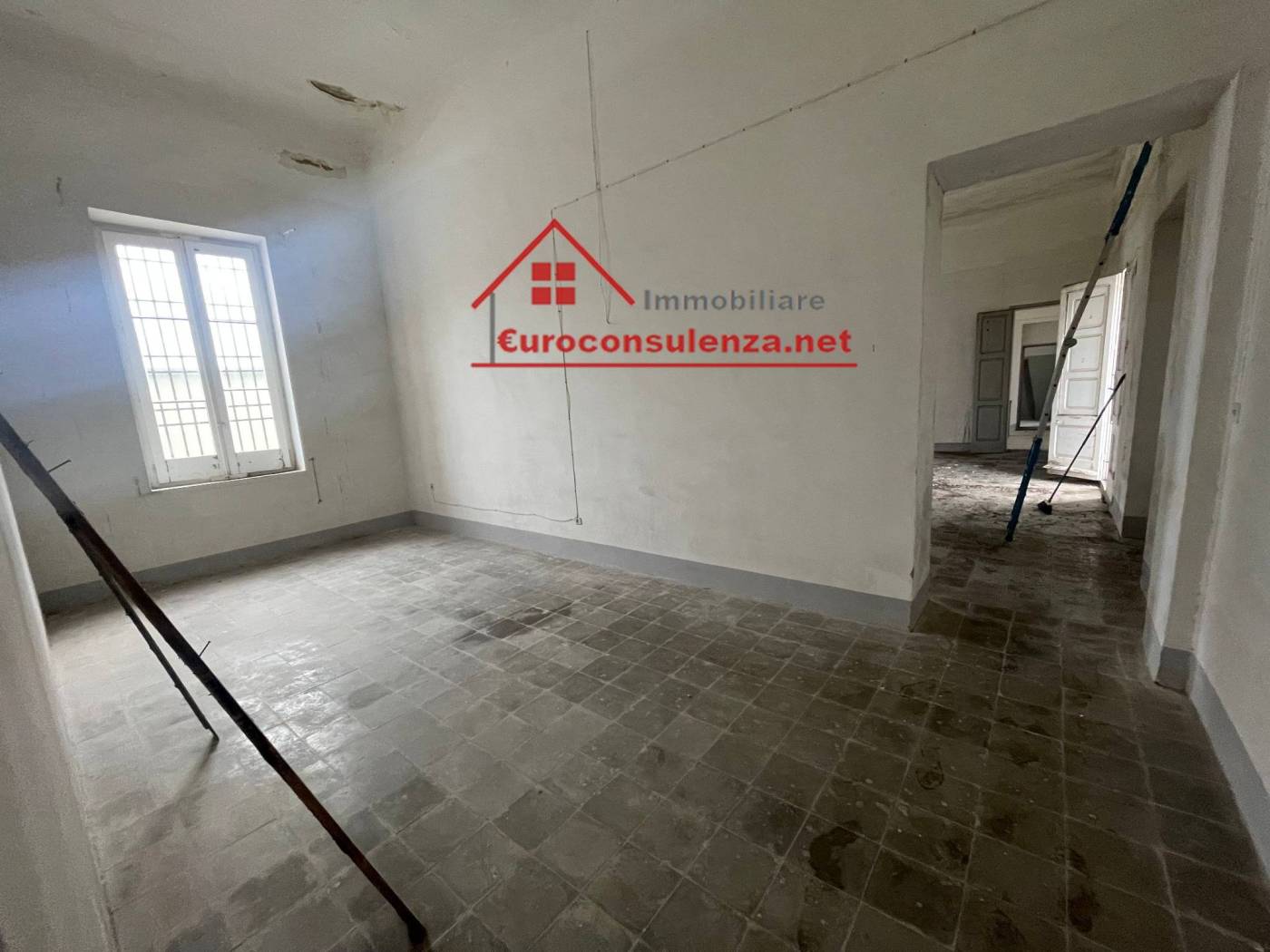 Stanza non arredata