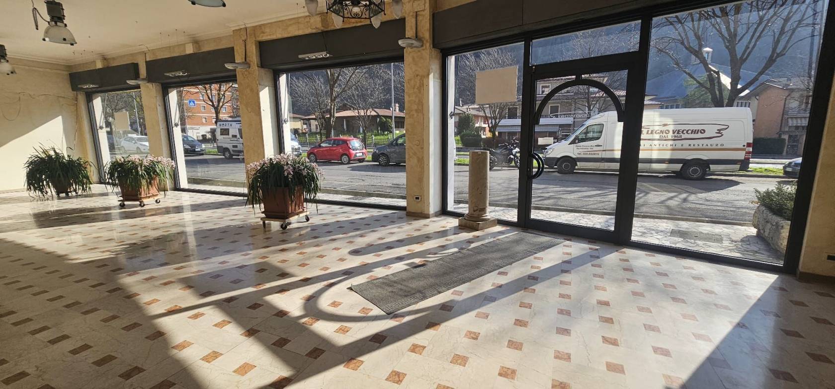 Interno non residenziale
