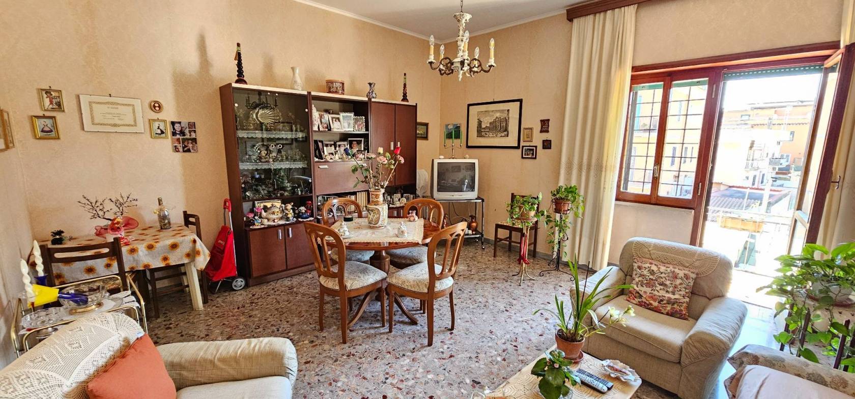 Salone