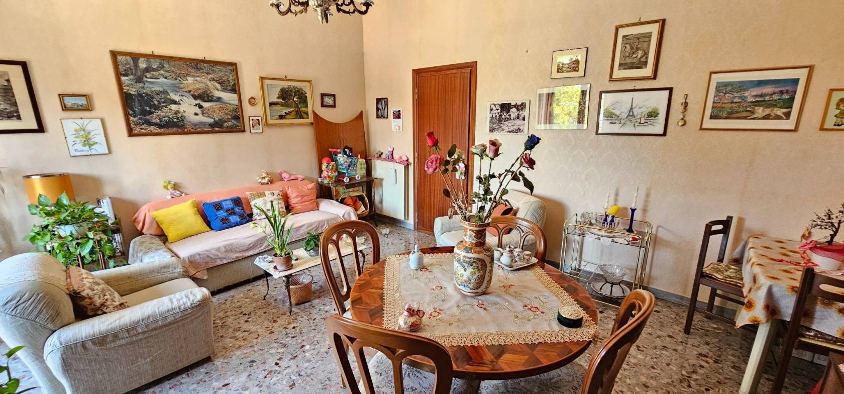 Salone