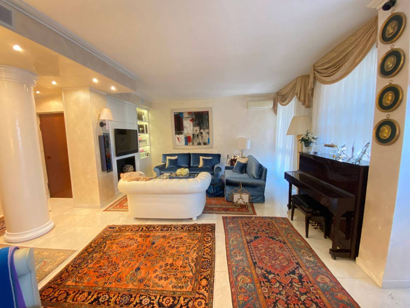 Salone