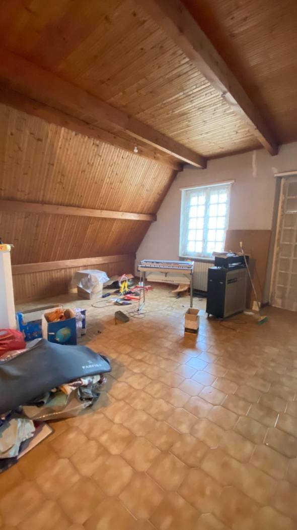 Stanza non arredata Stanza non arredata