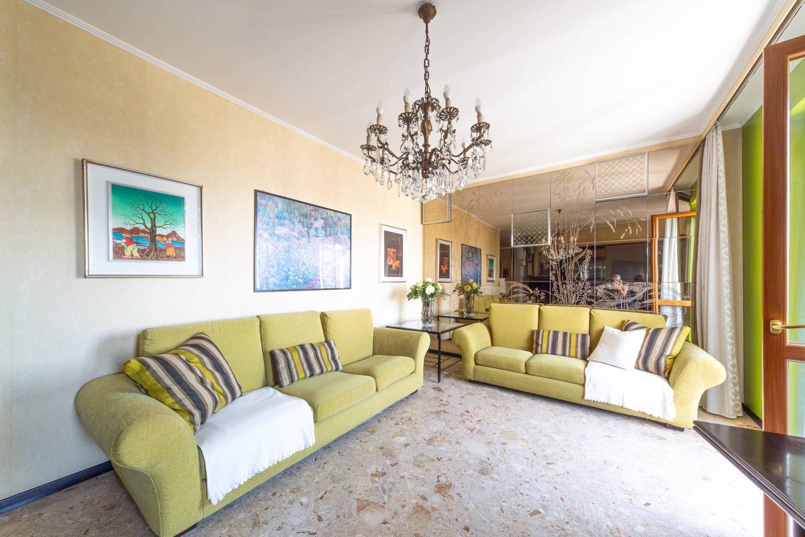 Salone