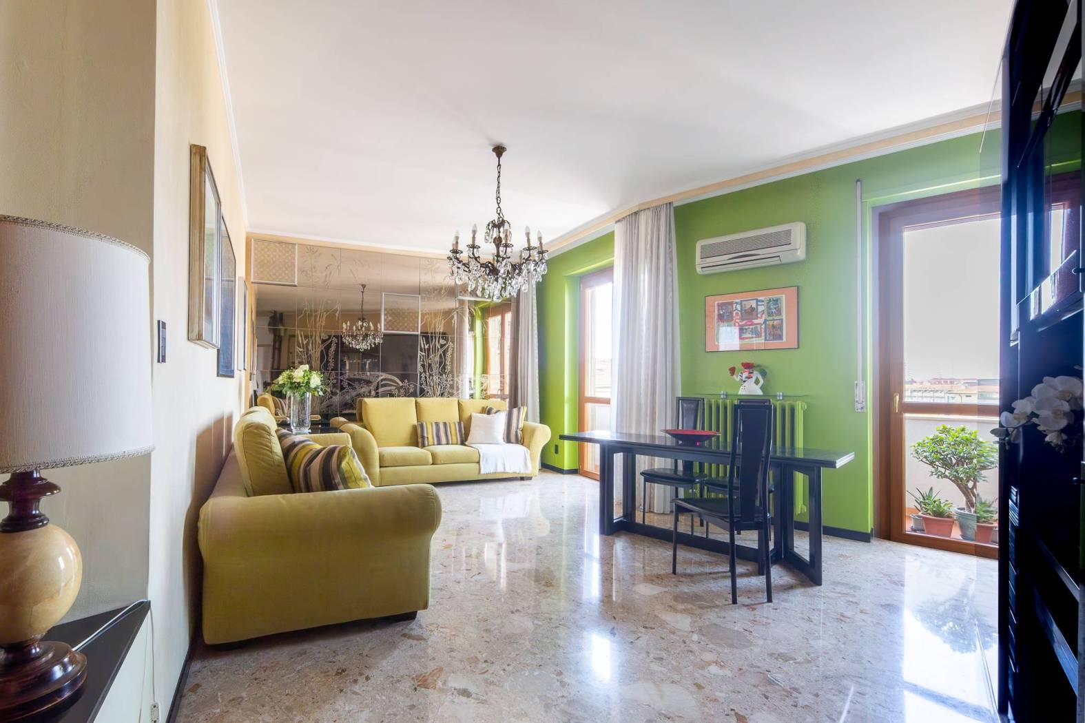 Salone