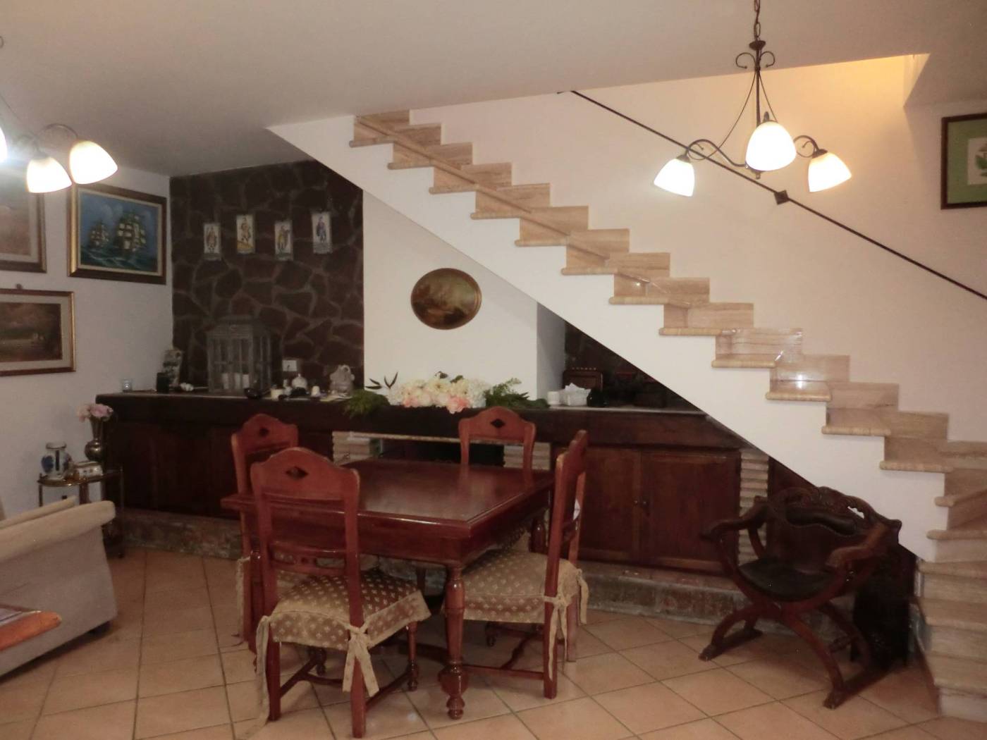 Salone
