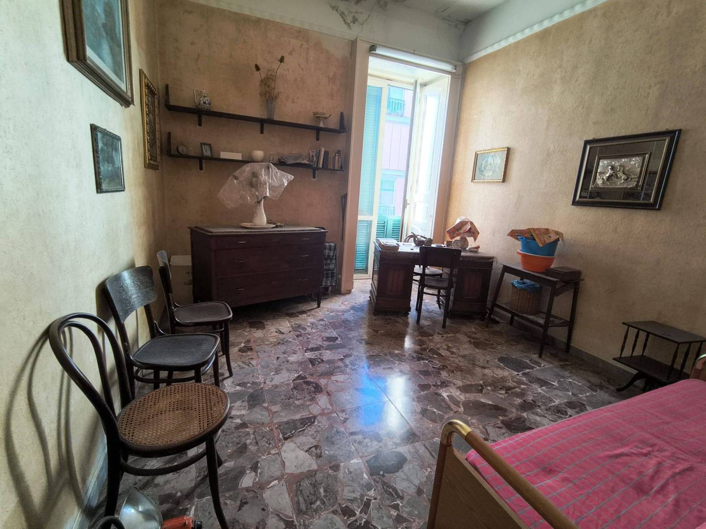 Salone