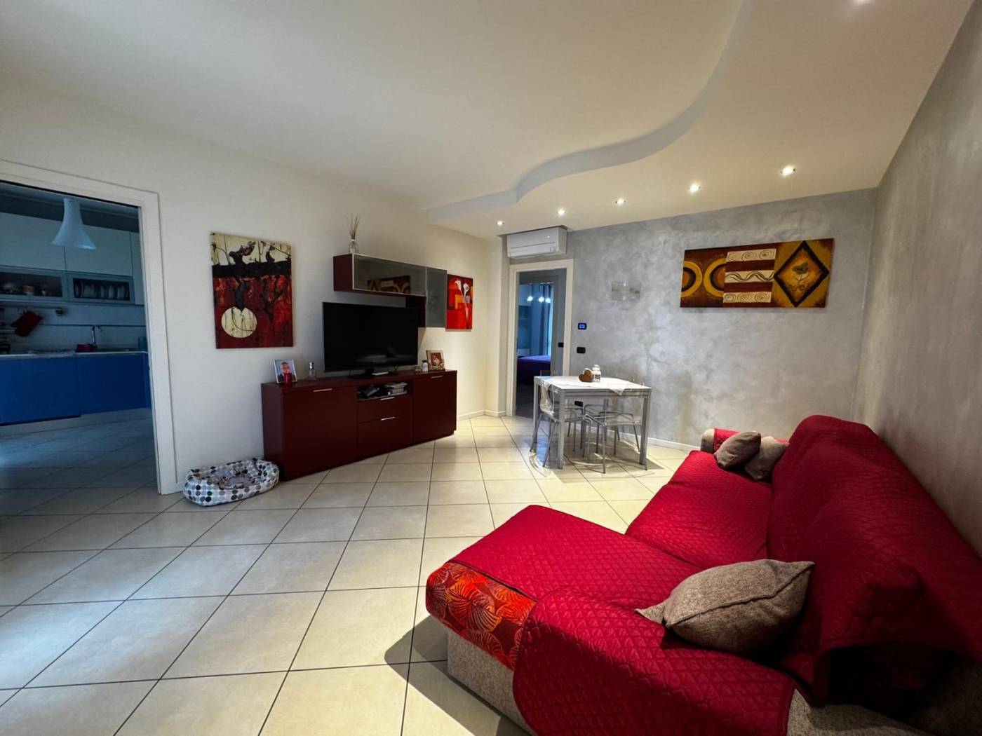 Salone