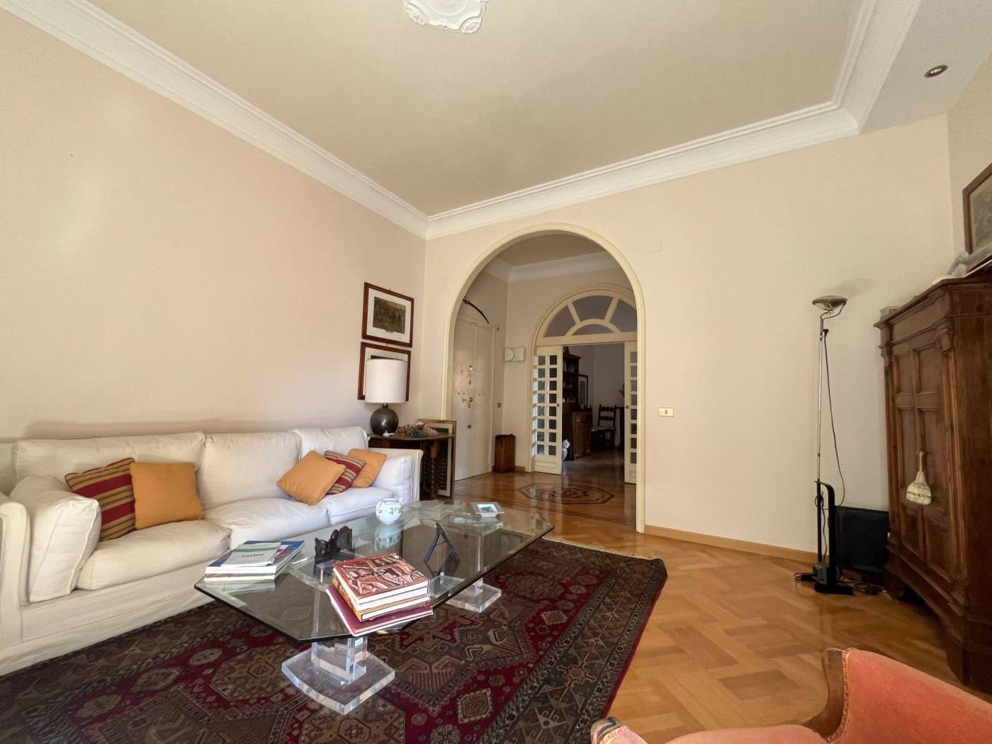 Salone