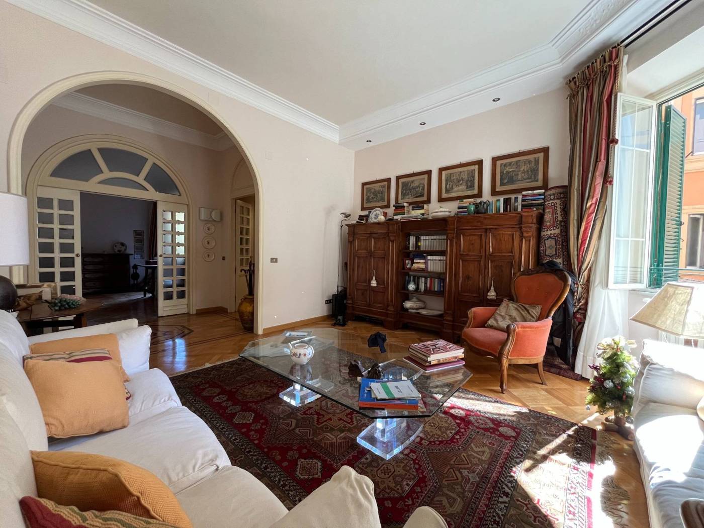 Salone