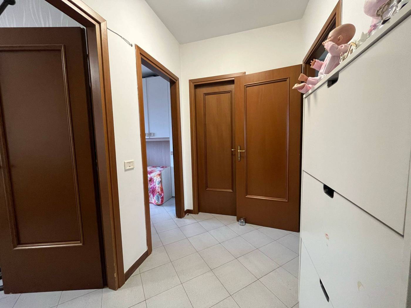 Disimpegno Disimpegno