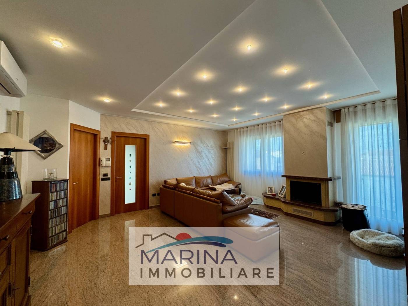 Salone