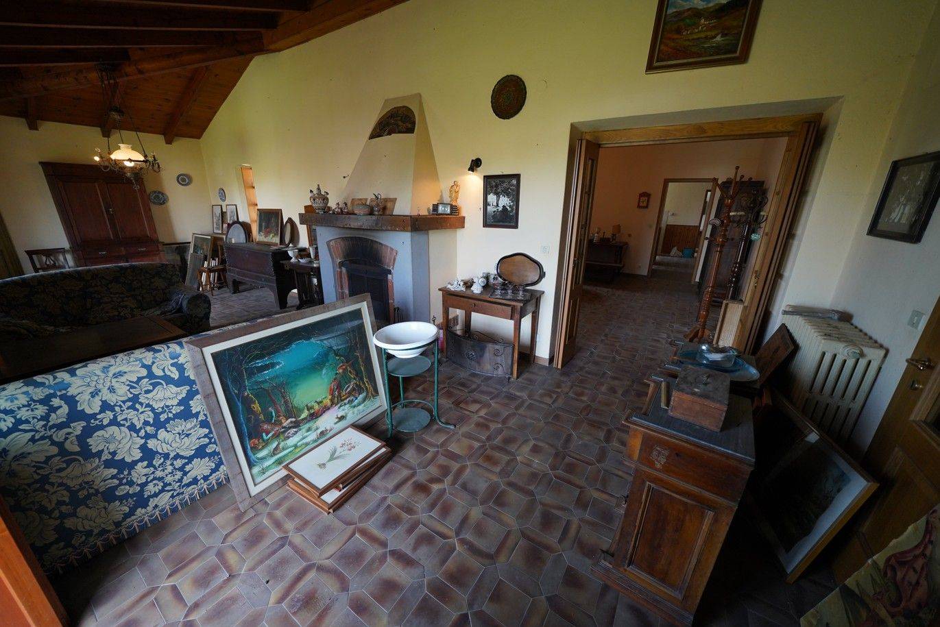 Salone