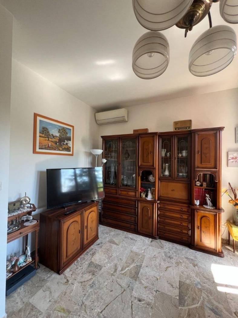 Salone