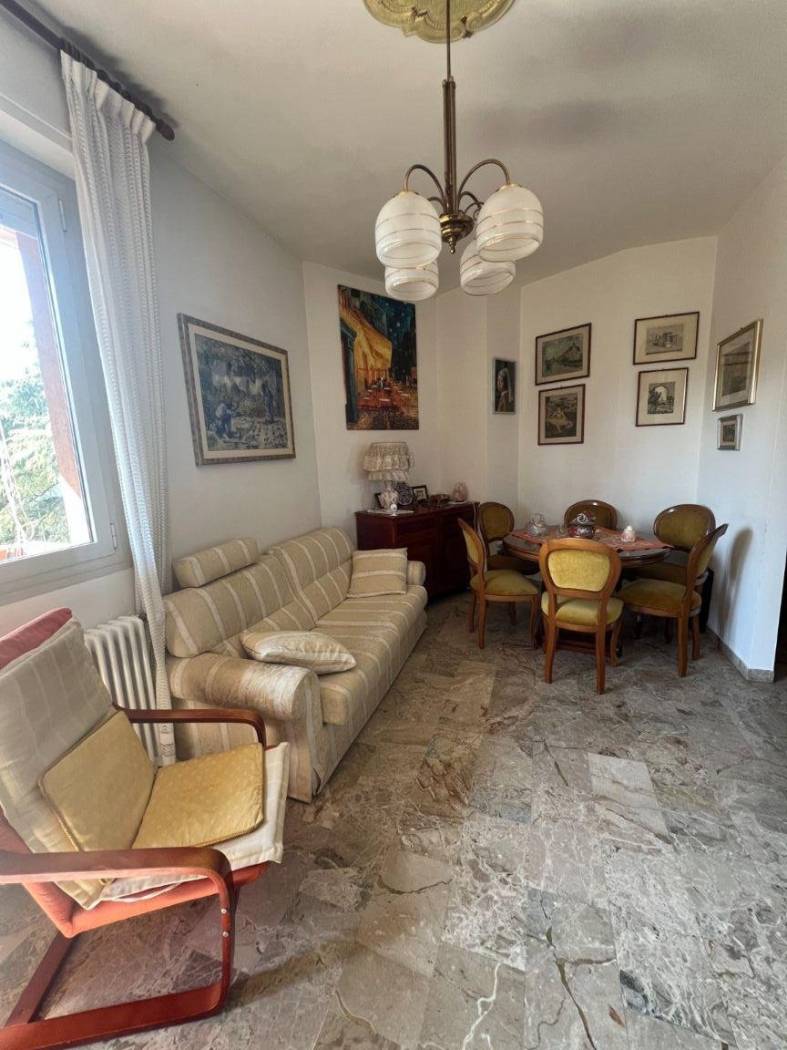 Salone