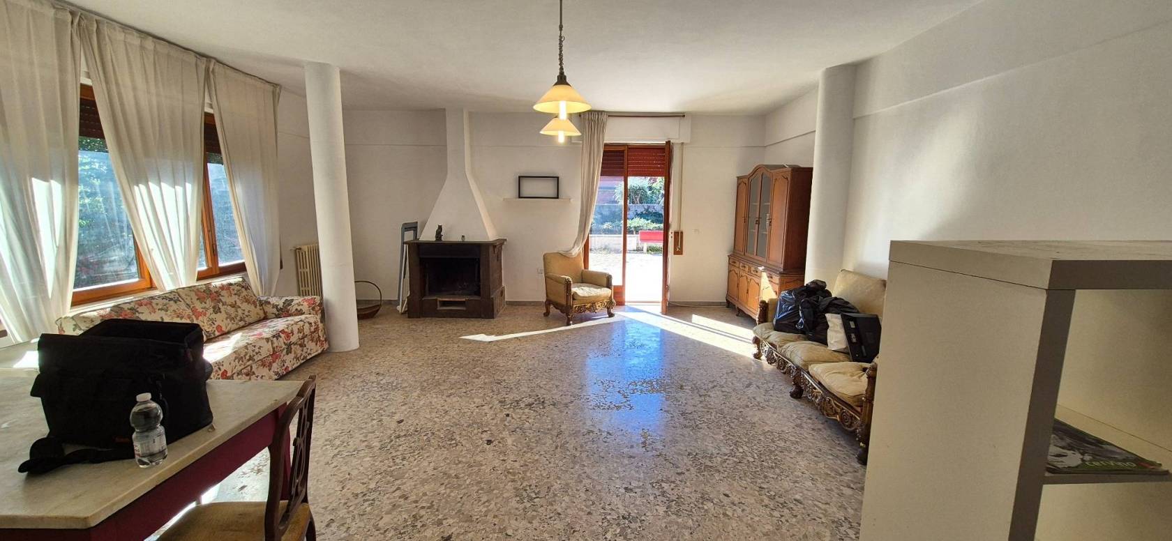 Salone Salone