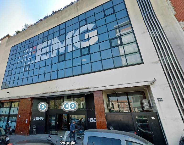 Milano, via Privata Deruta 20, proponiamo ampio ufficio di mq 1291 posto al piano primo di un edificio di recente costruzione 2006. Eu. 15.000,00 