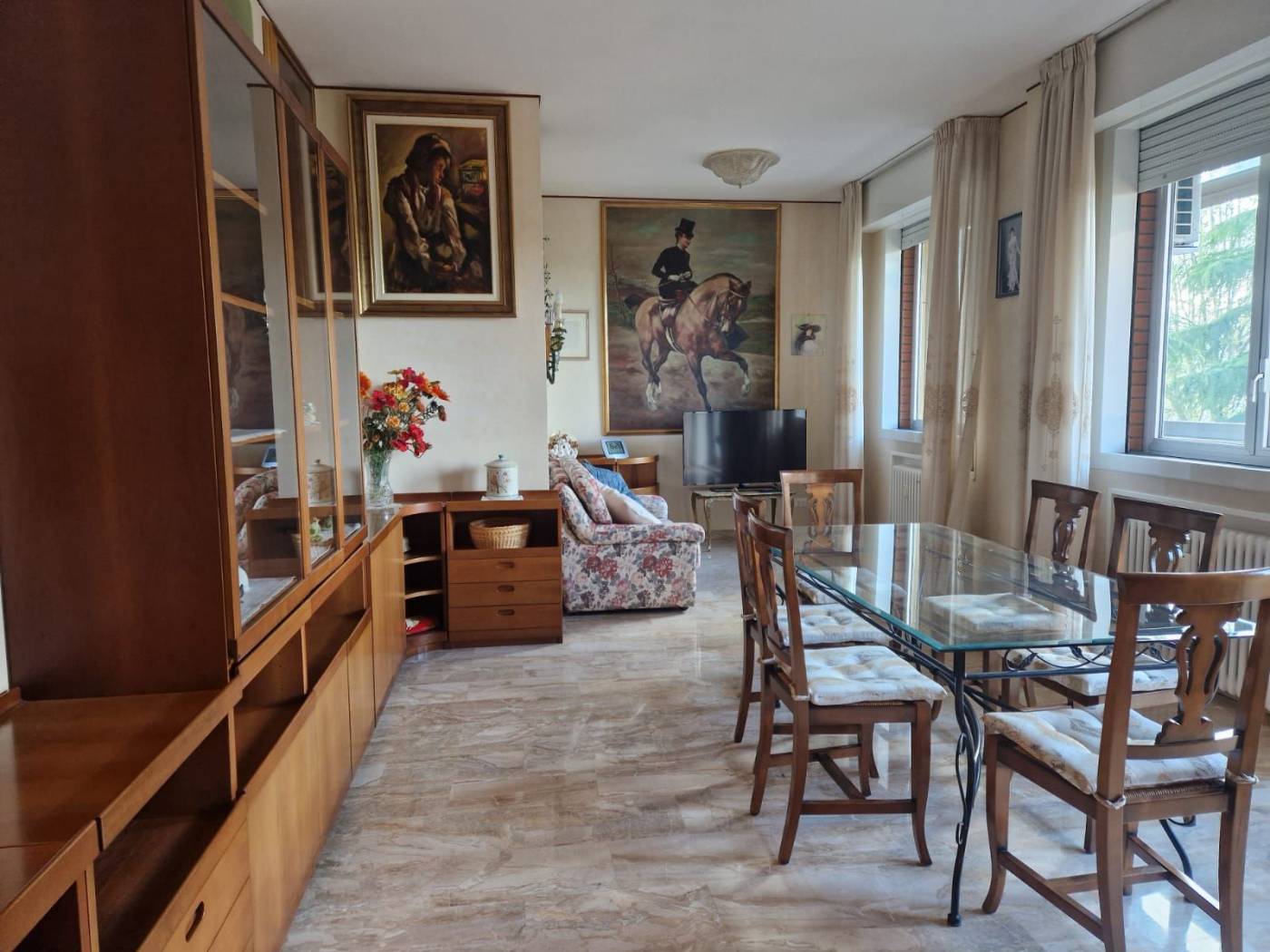 Salone