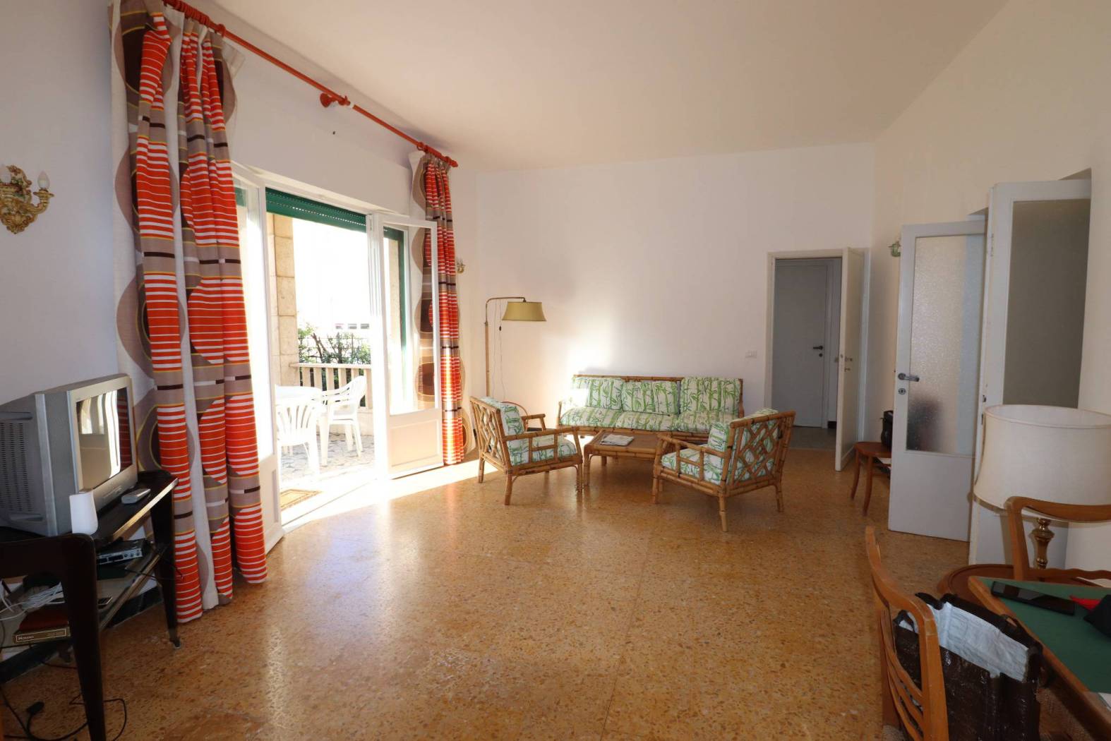 Salone