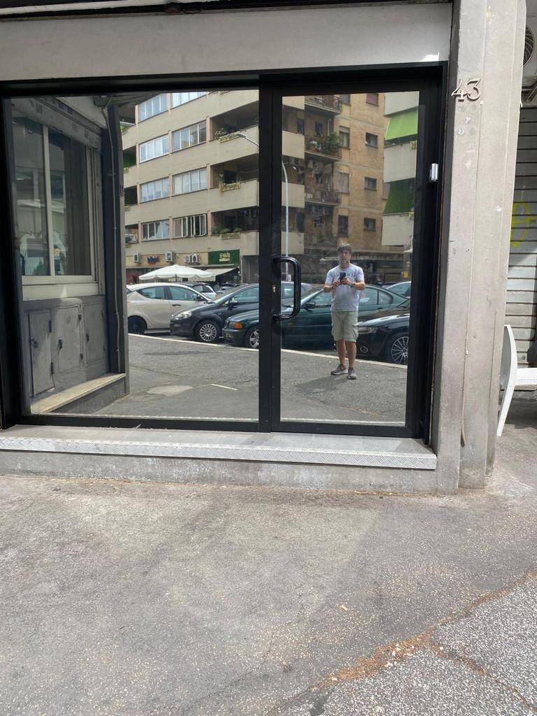 Zona Zona