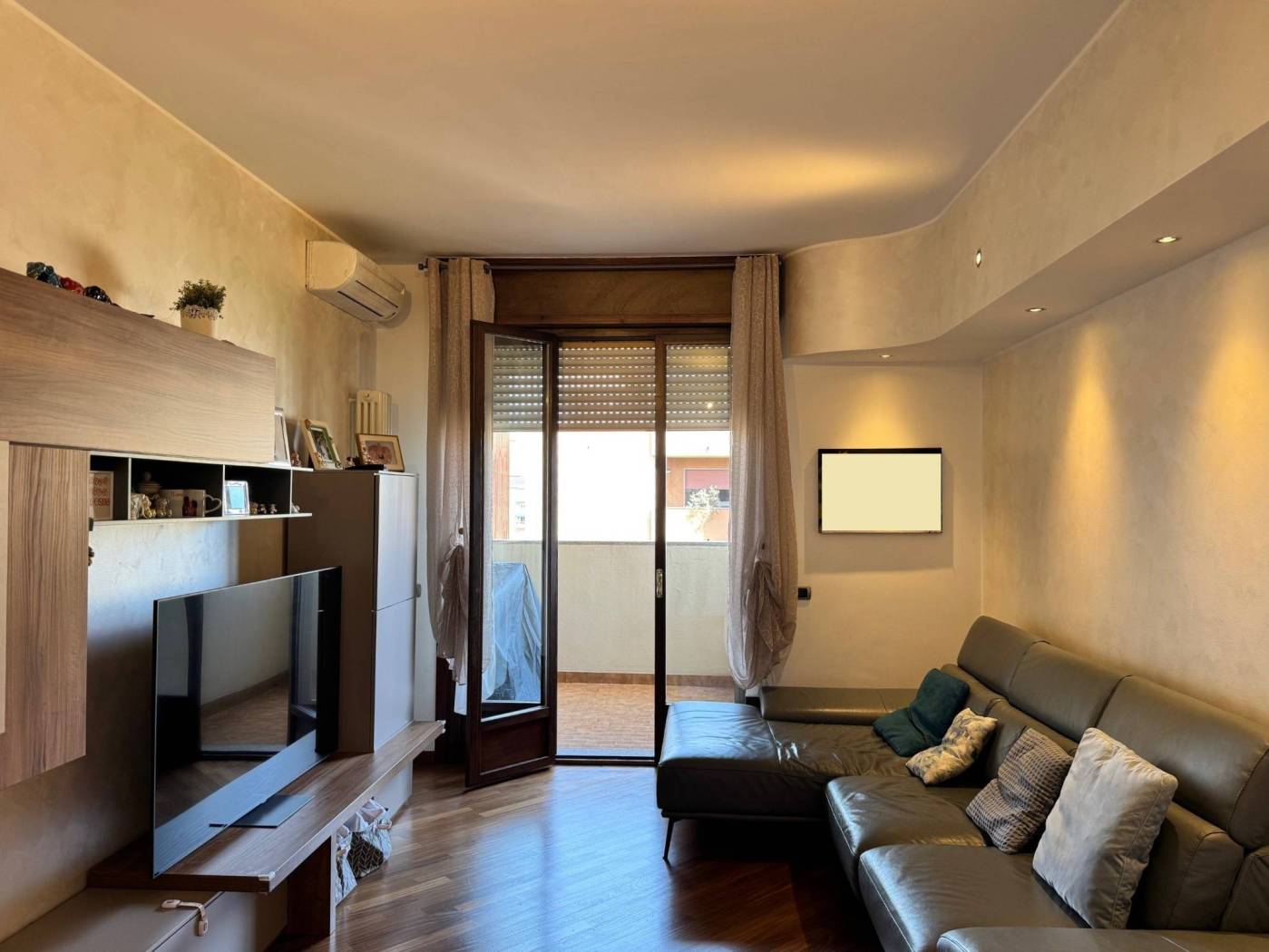 Salone
