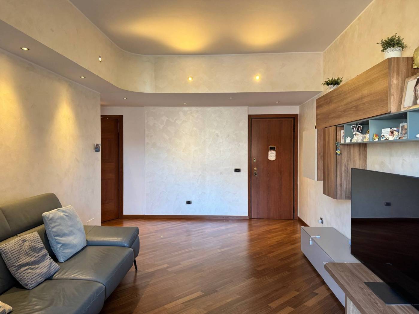 Salone