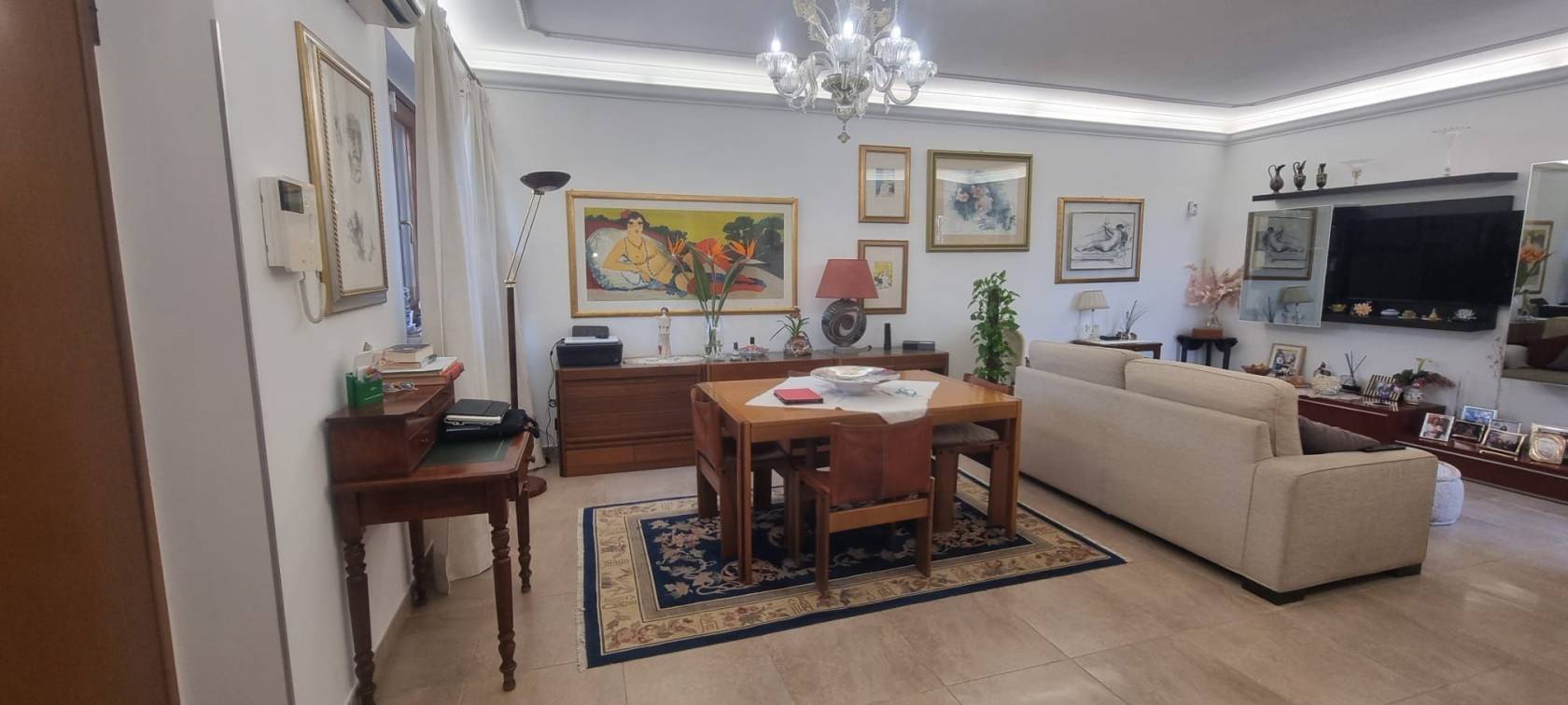 Salone