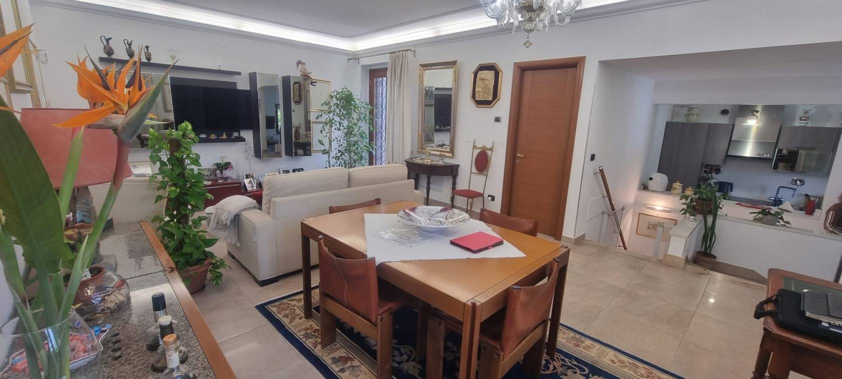 Salone