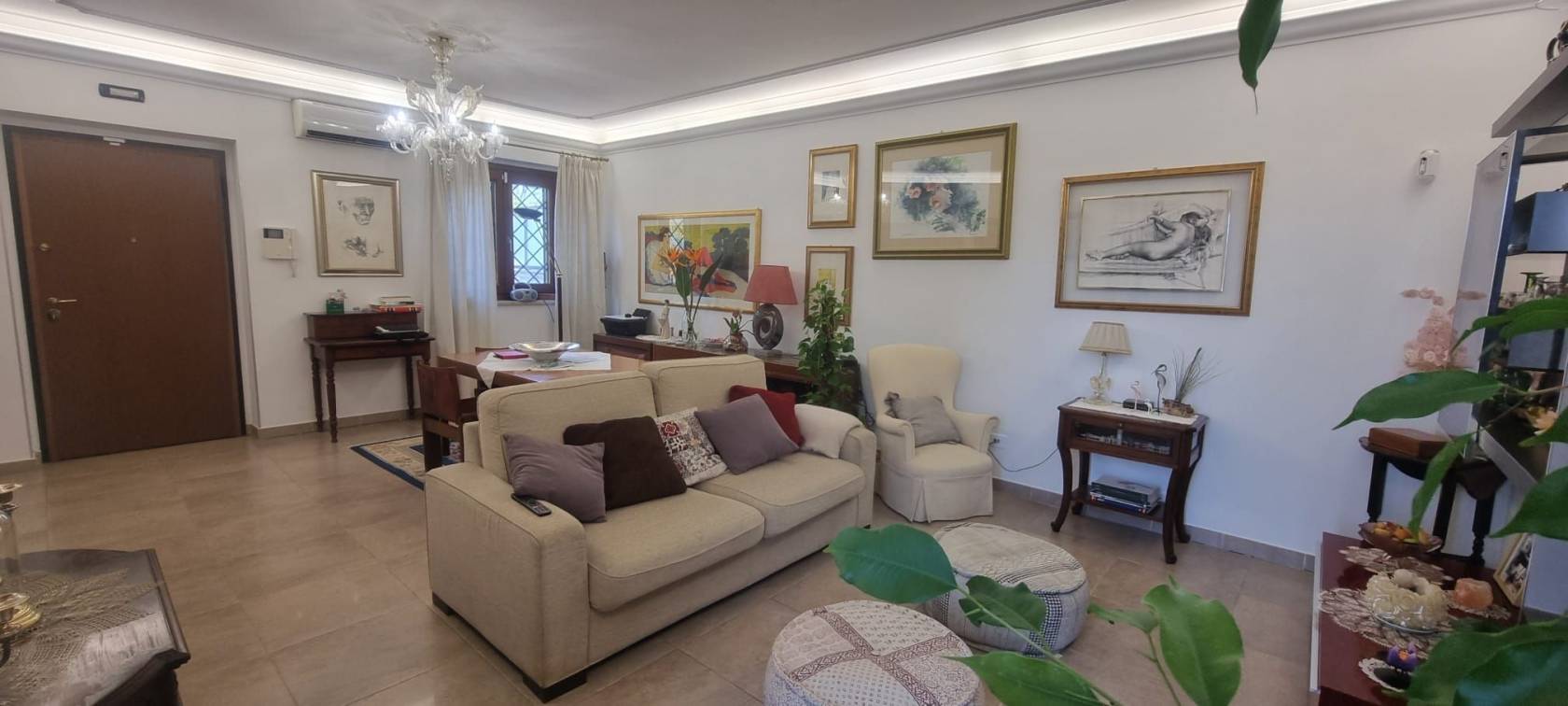 Salone