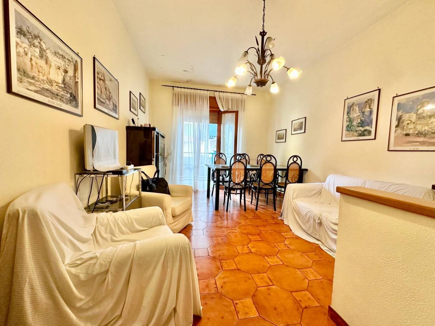 Salone