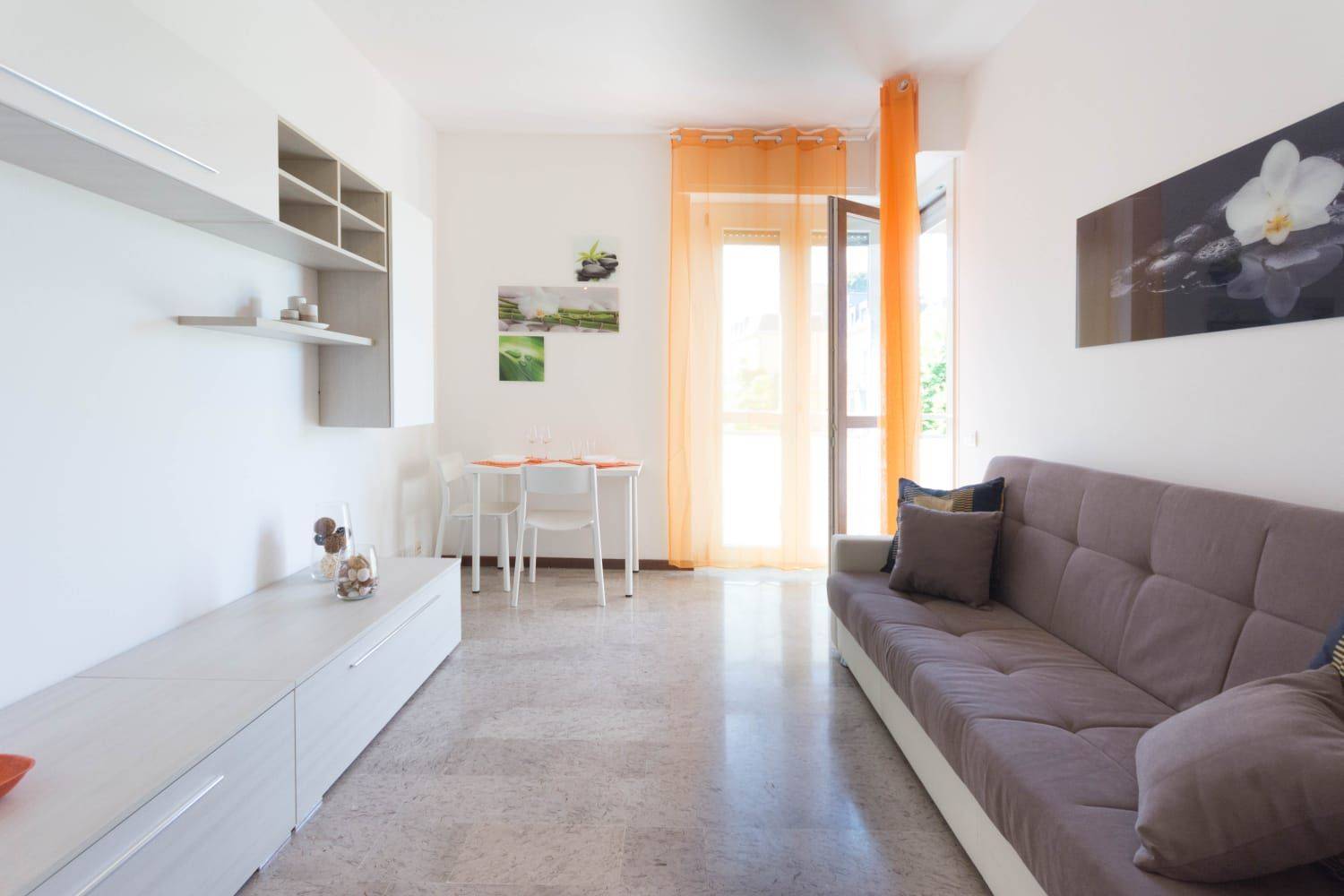 Salone