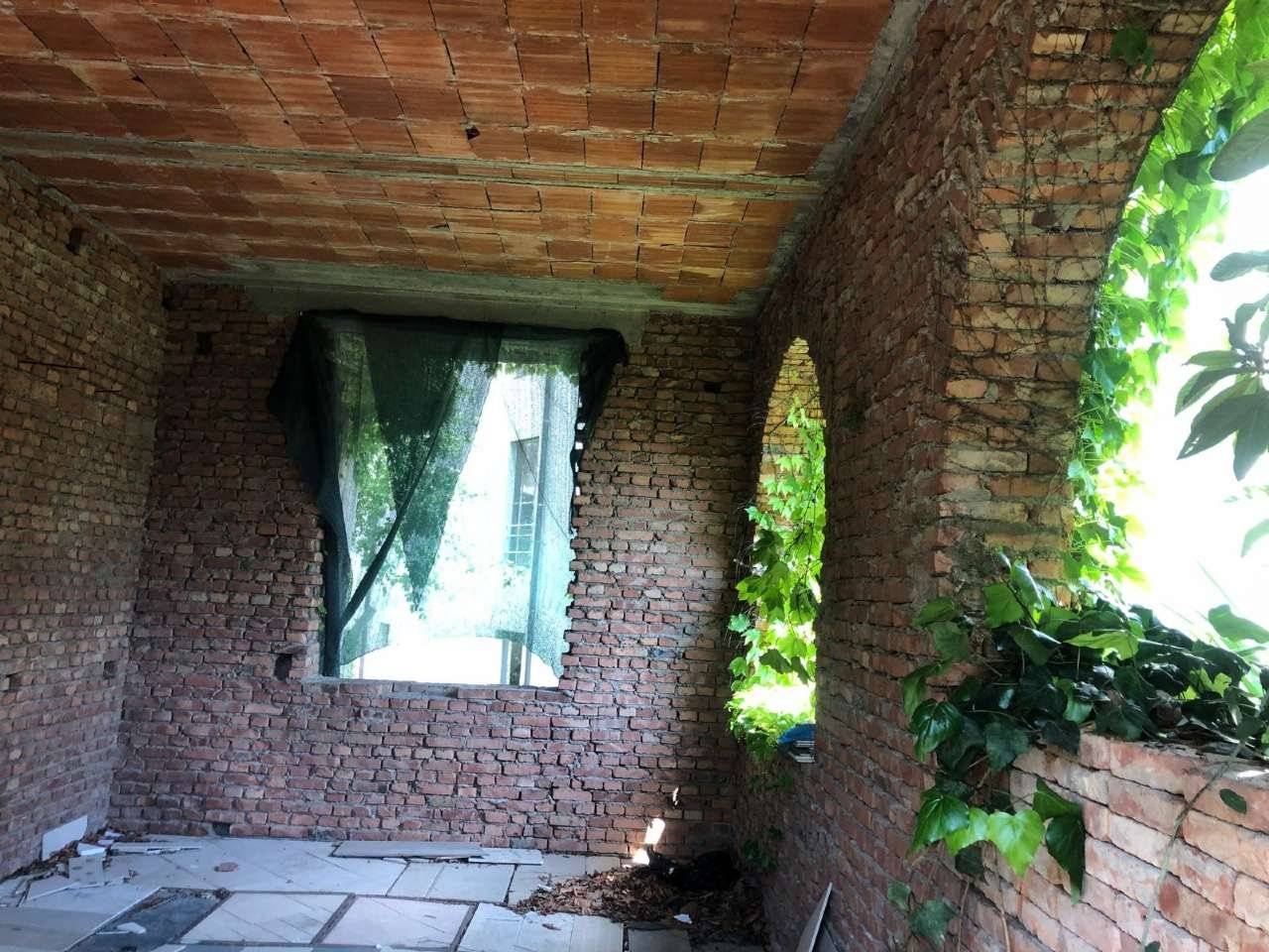 Stanza non arredata