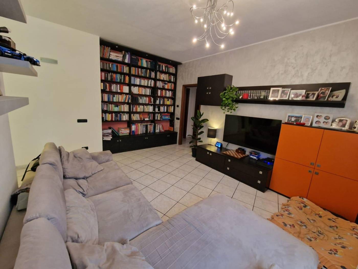 Salone