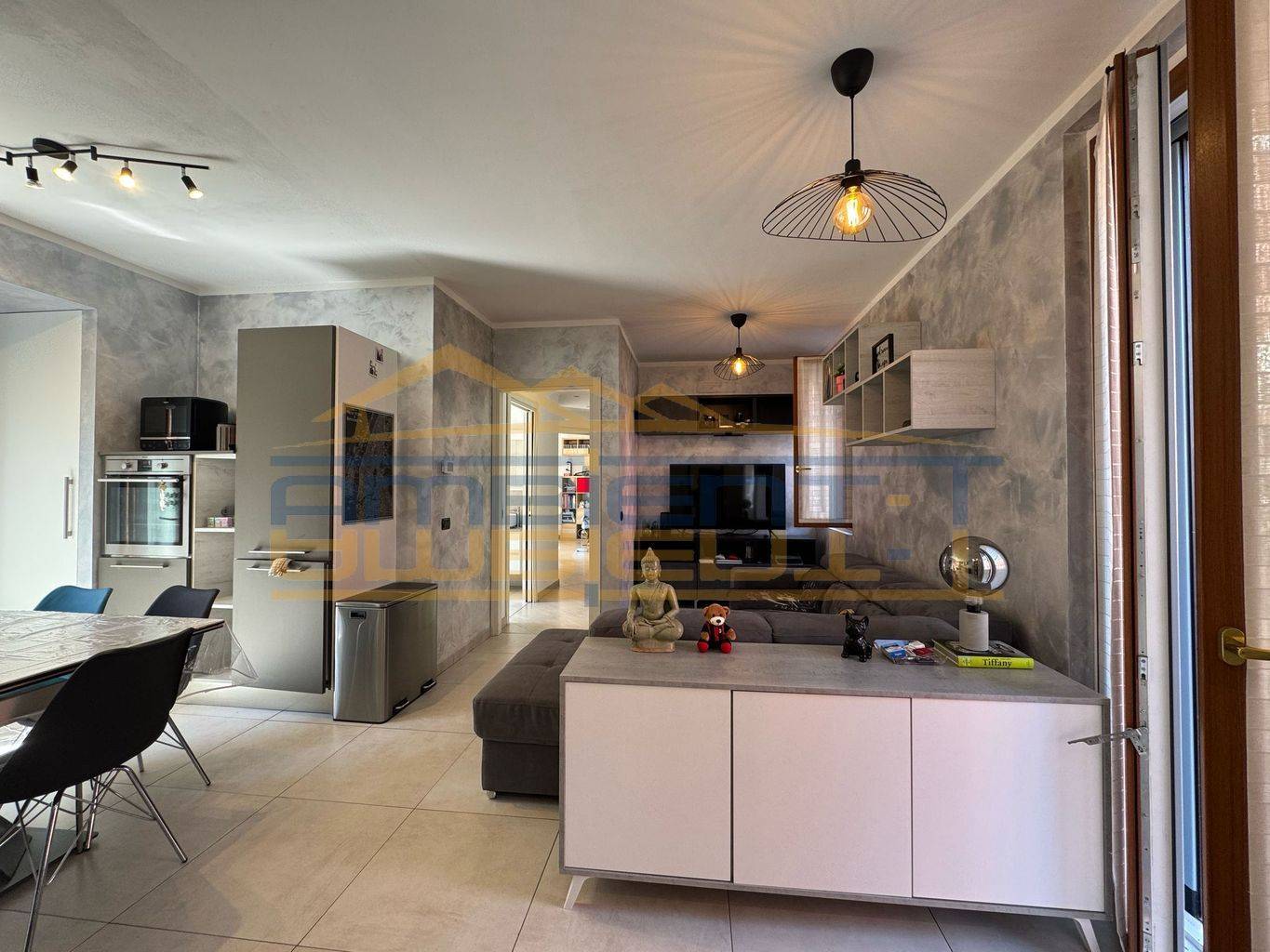 Salone