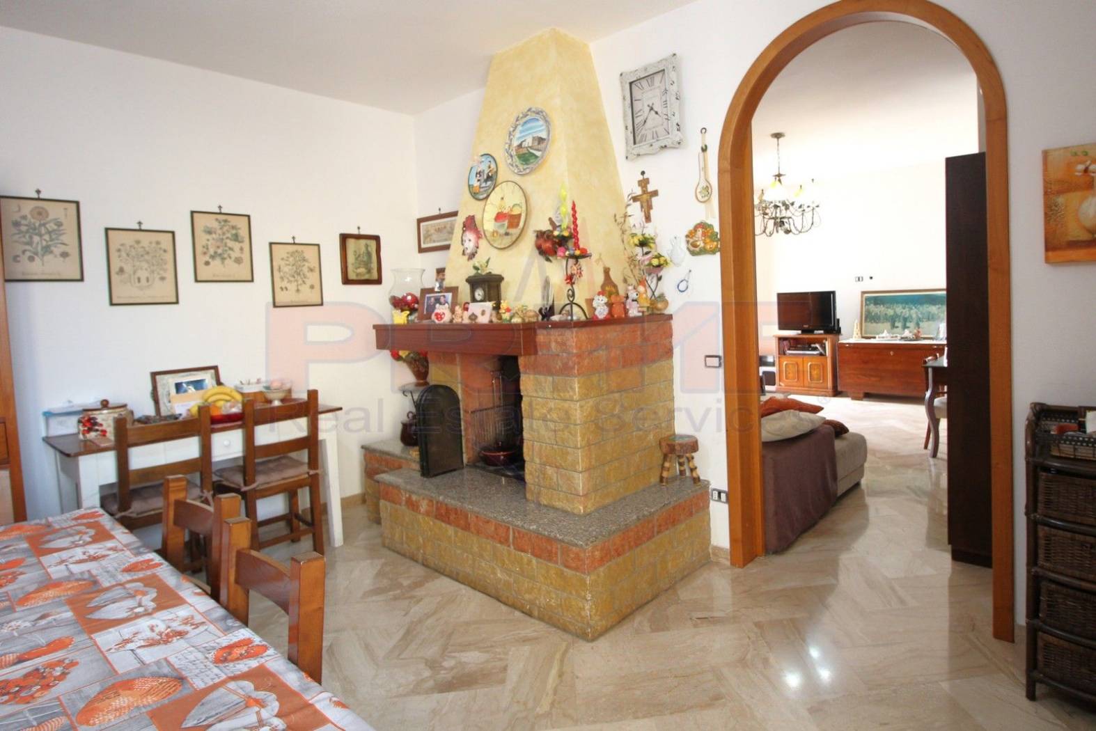 Salone Salone