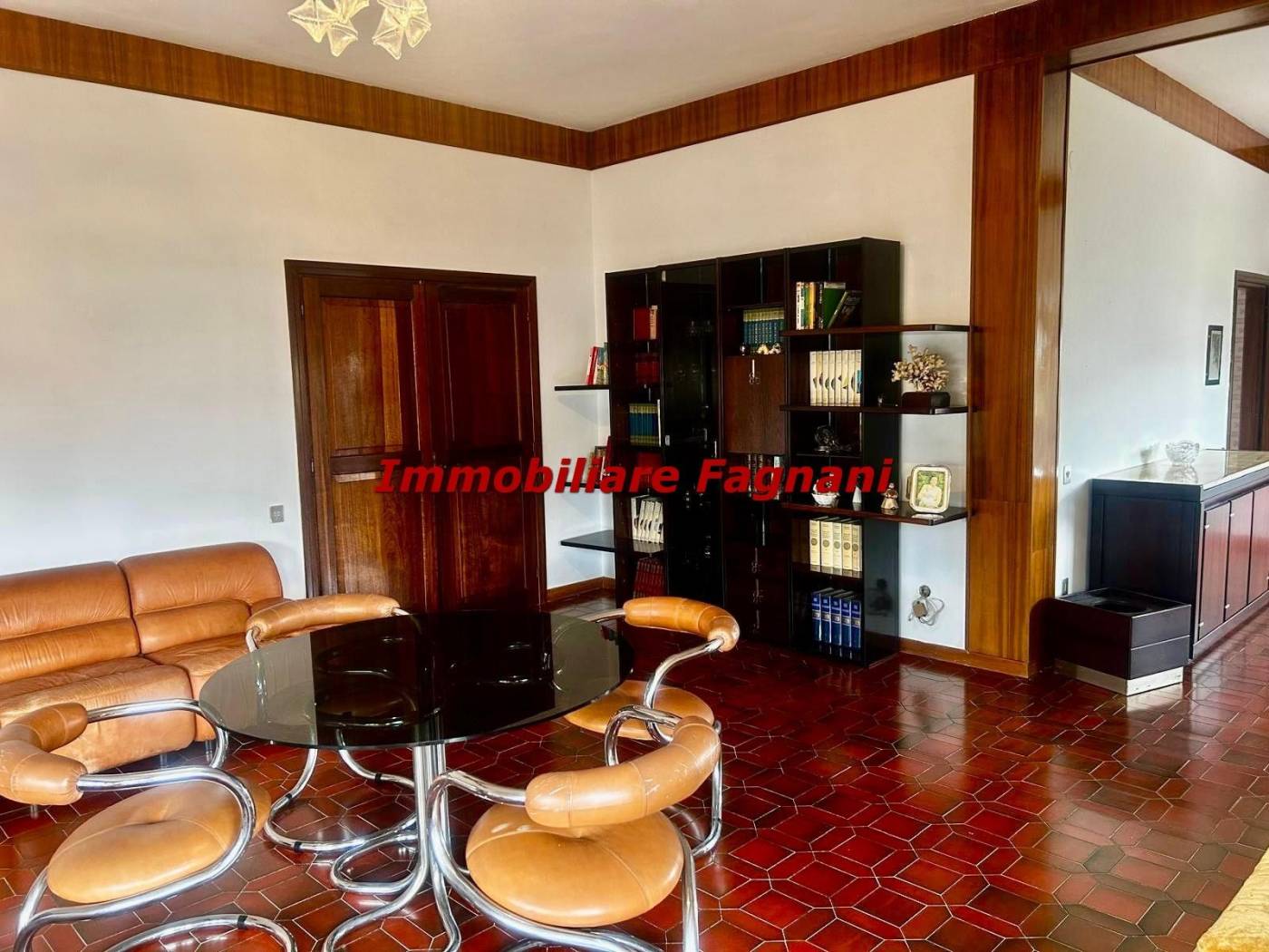 Salone