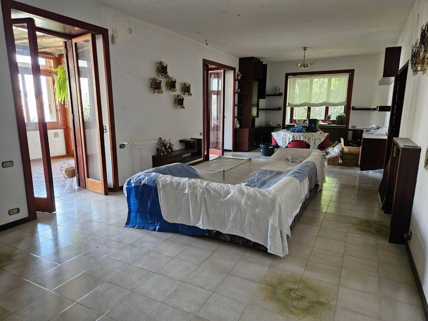 Salone